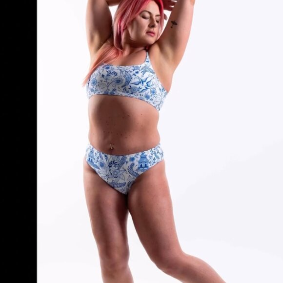 NWOT The Bendy Brand Toilet Set - Size M, Blue - Picture 8 of 11